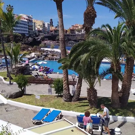 Fantastico 4 - With Large Private Terrace, Free Parking, Air Conditioning, Bbq *