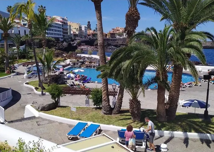 Fantastico 4 - With Large Private Terrace, Free Parking, Air Conditioning, Bbq *