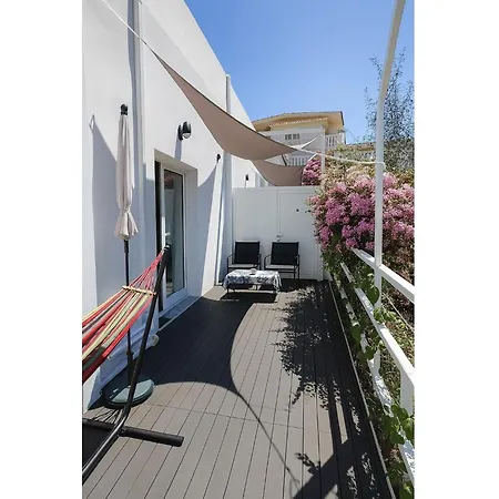 アパート Fantastico 4 - With Large Private Terrace, Free Parking, Air Conditioning, Bbq プエルト・デ・ラ・クルス